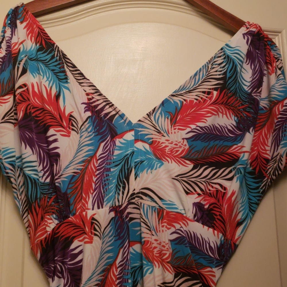 BCBGMAXAZRIA Tropical Print Dress Size Small